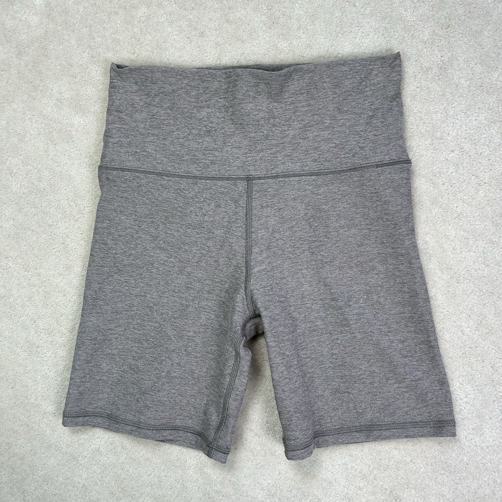 Vuori Clean Elevation 6 Inseam Shorty Shorts Womens XS Biker Gym Training Brown
